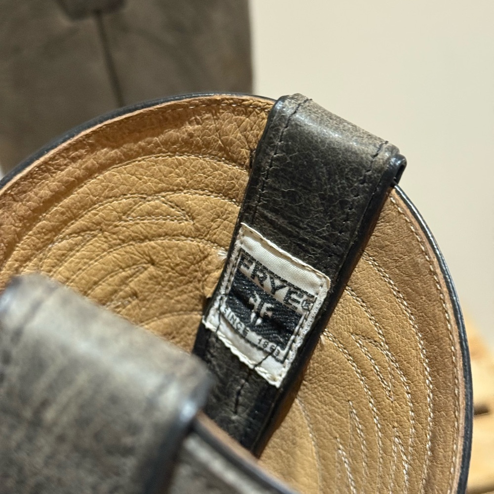 Frye Billy Pull-on Deco Stitching - Women - Picture 4 of 6